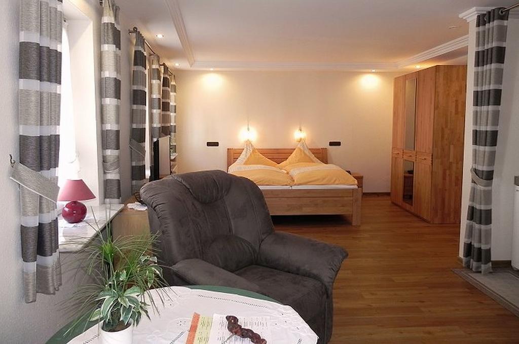 מזניך Gaestehaus Freimuth מראה חיצוני תמונה